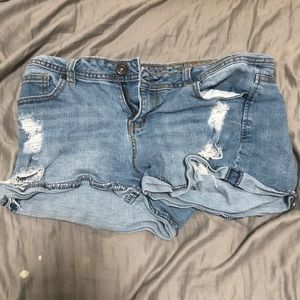 women’s denim shorts